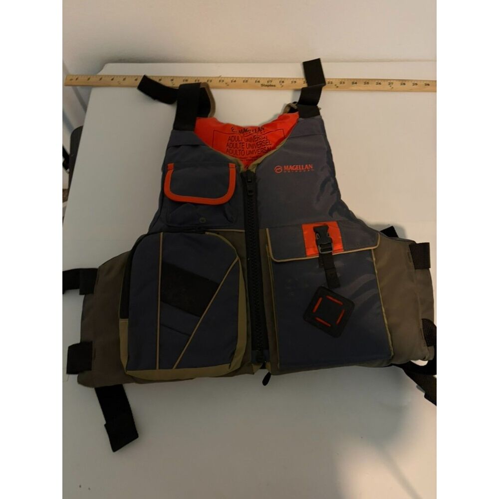 Magellan Outdoors adult Kayak Fishing life jacket PFD